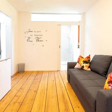 Kreuzwirt Am Rosenberg Apartment Graz