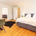 Apartamento Kreuzwirt Am Rosenberg Graz
