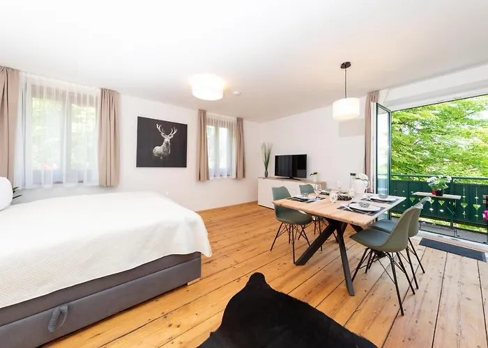 Kreuzwirt Am Rosenberg غراتس