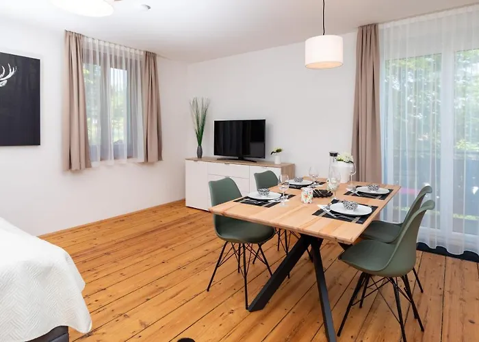 Kreuzwirt Am Rosenberg Apartment *