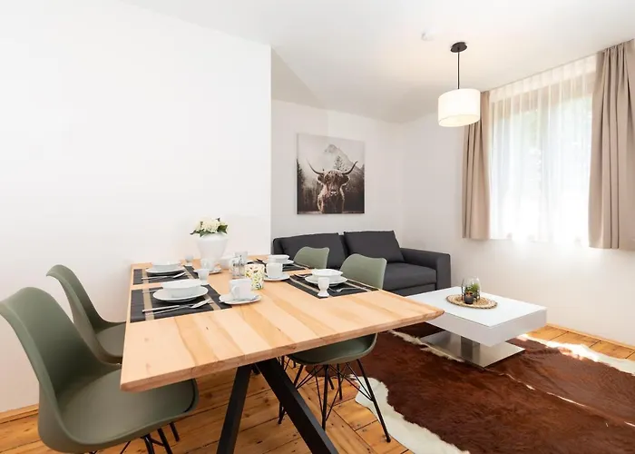 Kreuzwirt Am Rosenberg Apartman